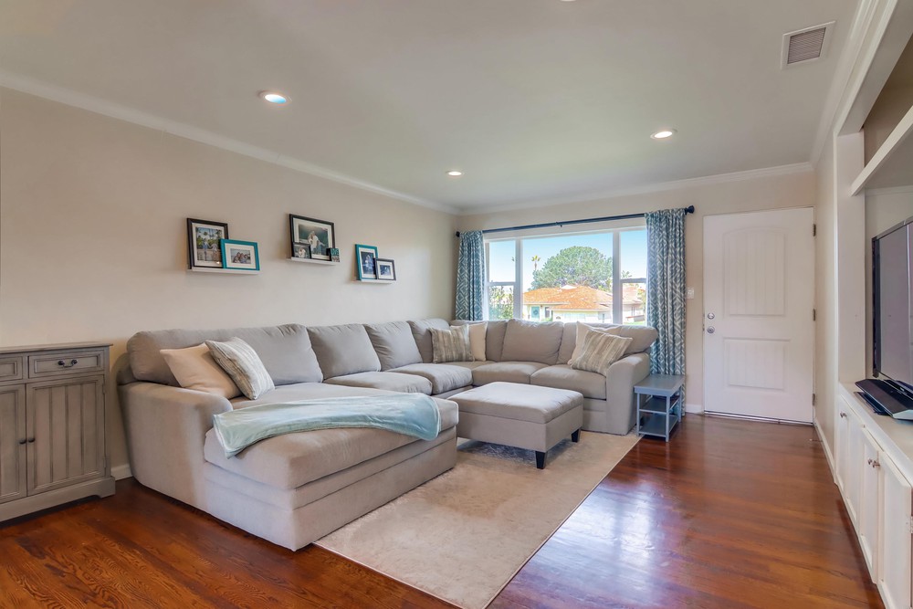 Virtual tour photo 9 of 68 for 4067 Alicia Dr