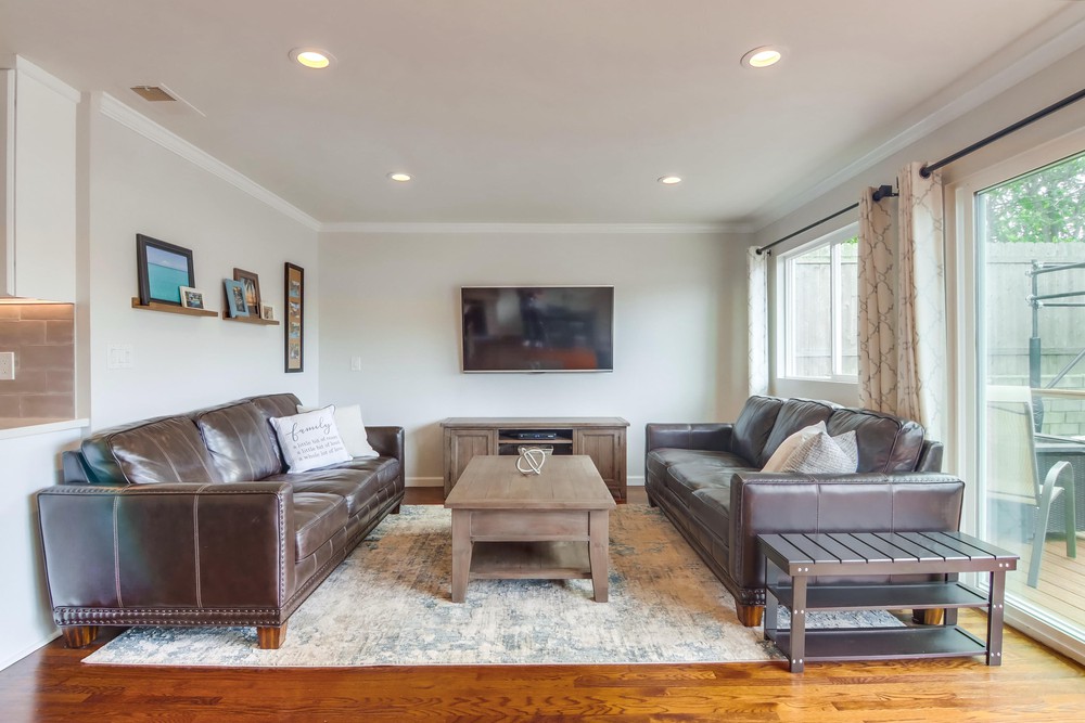 Virtual tour photo 12 of 68 for 4067 Alicia Dr