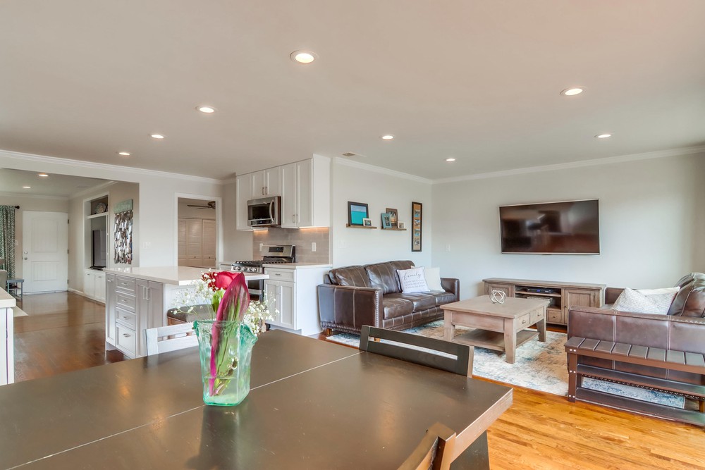 Virtual tour photo 18 of 68 for 4067 Alicia Dr