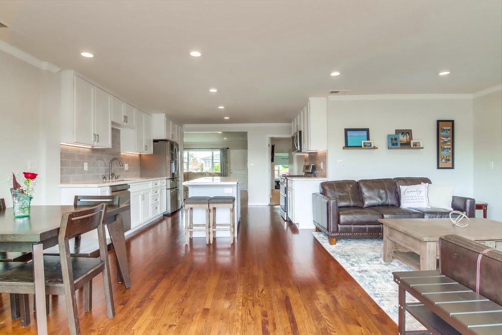Virtual tour photo 19 of 68 for 4067 Alicia Dr