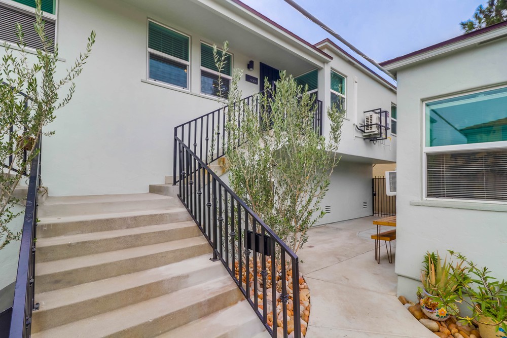 Virtual tour photo 11 of 48 for 4066-4068 30th St