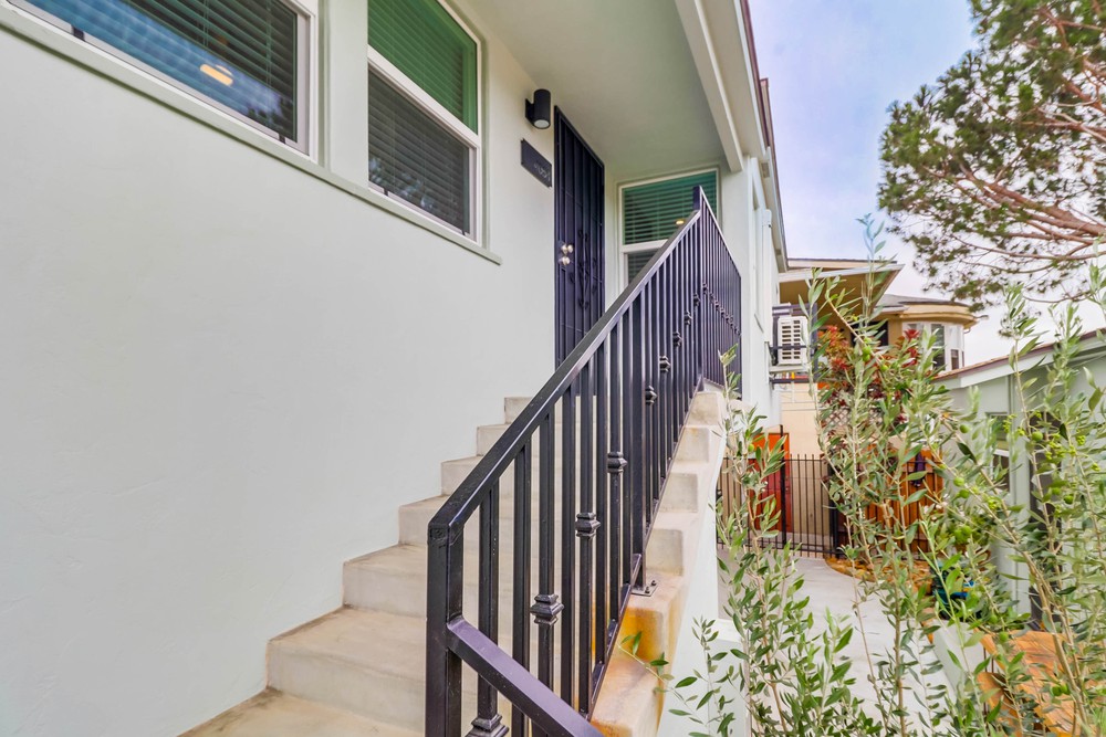 Virtual tour photo 12 of 48 for 4066-4068 30th St