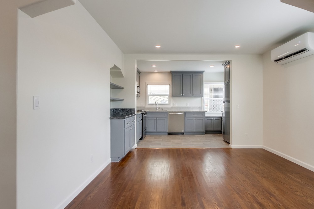 Virtual tour photo 20 of 48 for 4066-4068 30th St