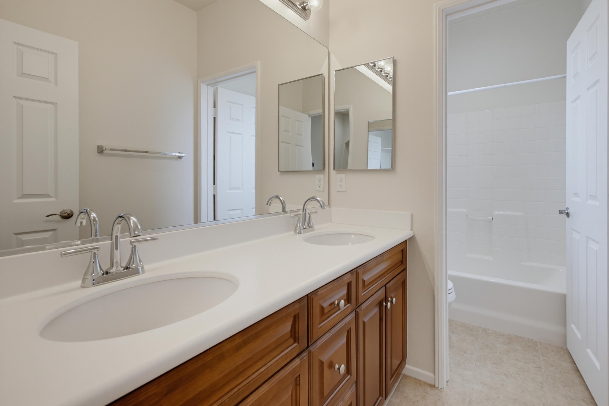 Virtual tour photo 18 of 50 for 4068 Karst Rd