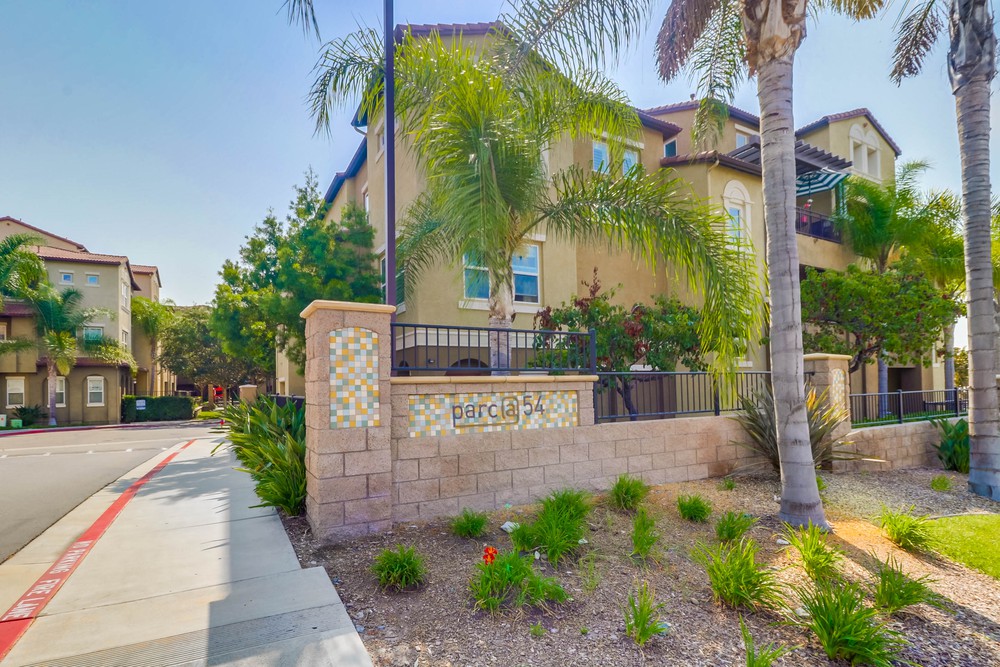 Virtual tour photo 1 of 34 for 4068 Union Square Ln