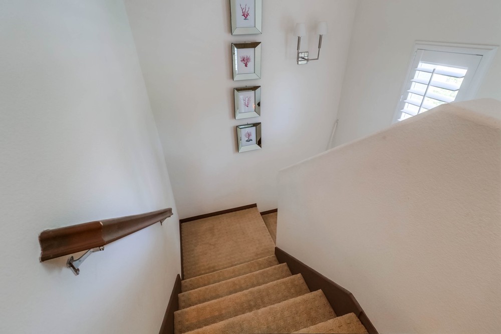 Virtual tour photo 8 of 34 for 4068 Union Square Ln