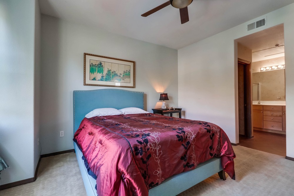 Virtual tour photo 24 of 34 for 4068 Union Square Ln
