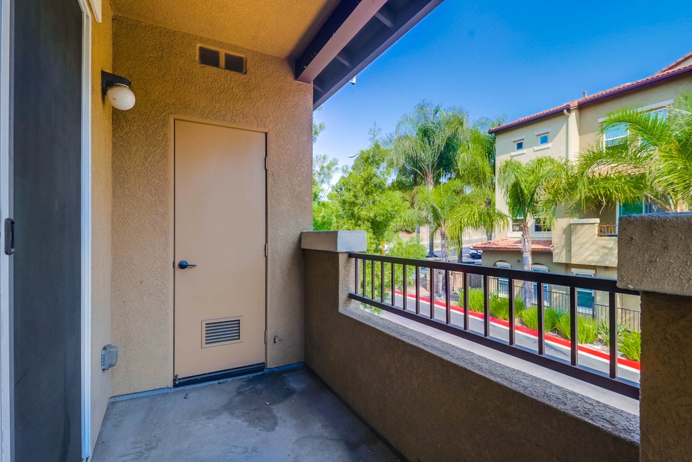 Virtual tour photo 32 of 34 for 4068 Union Square Ln