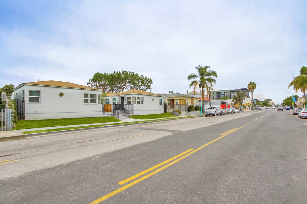 Virtual tour photo 4 of 43 for 4062-4072 30th St