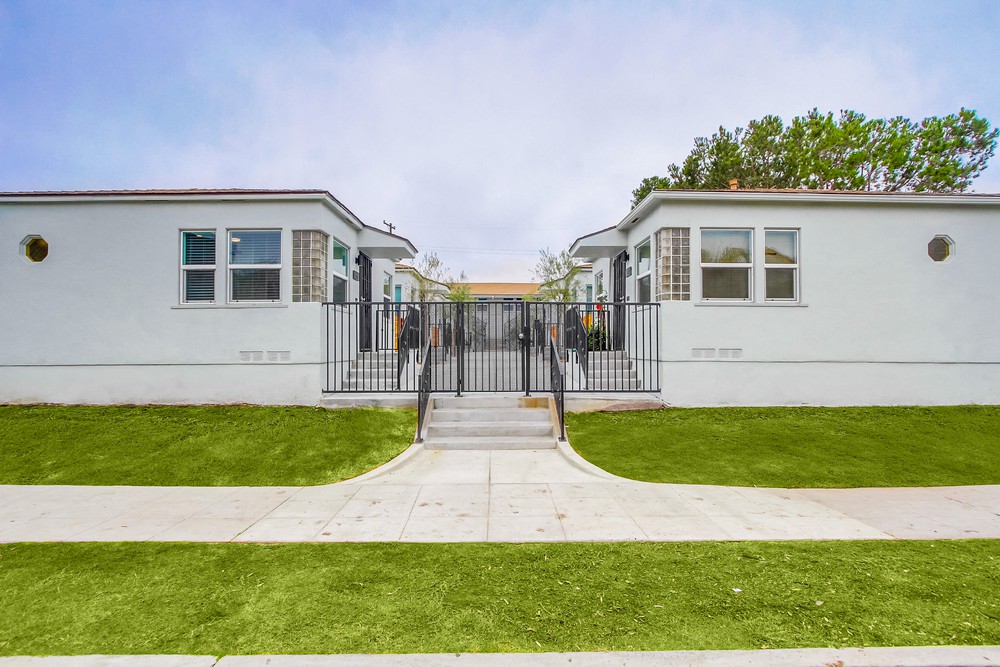 Virtual tour photo 1 of 43 for 4062-4072 30th St