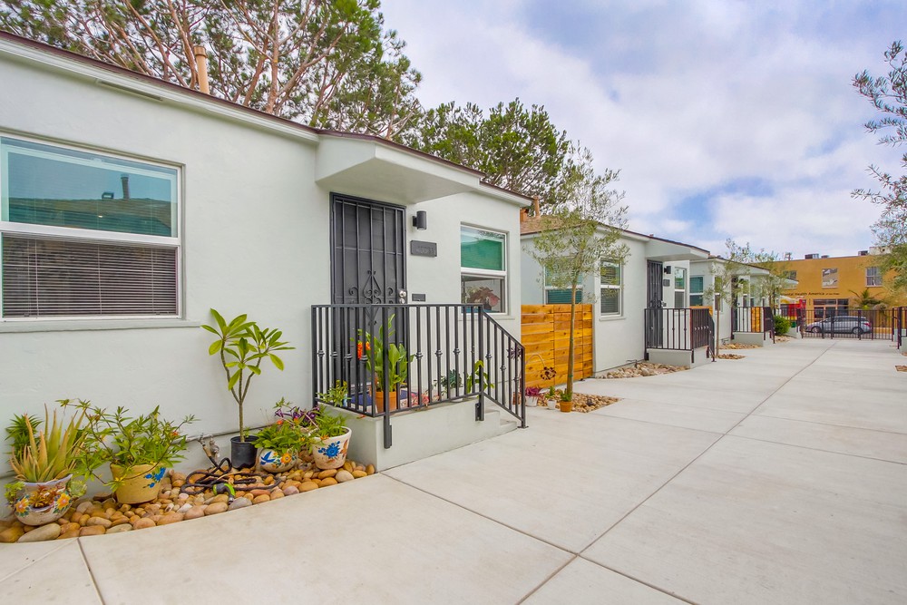 Virtual tour photo 11 of 43 for 4062-4072 30th St