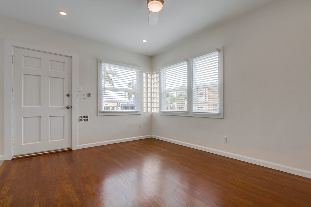 Virtual tour photo 15 of 43 for 4062-4072 30th St