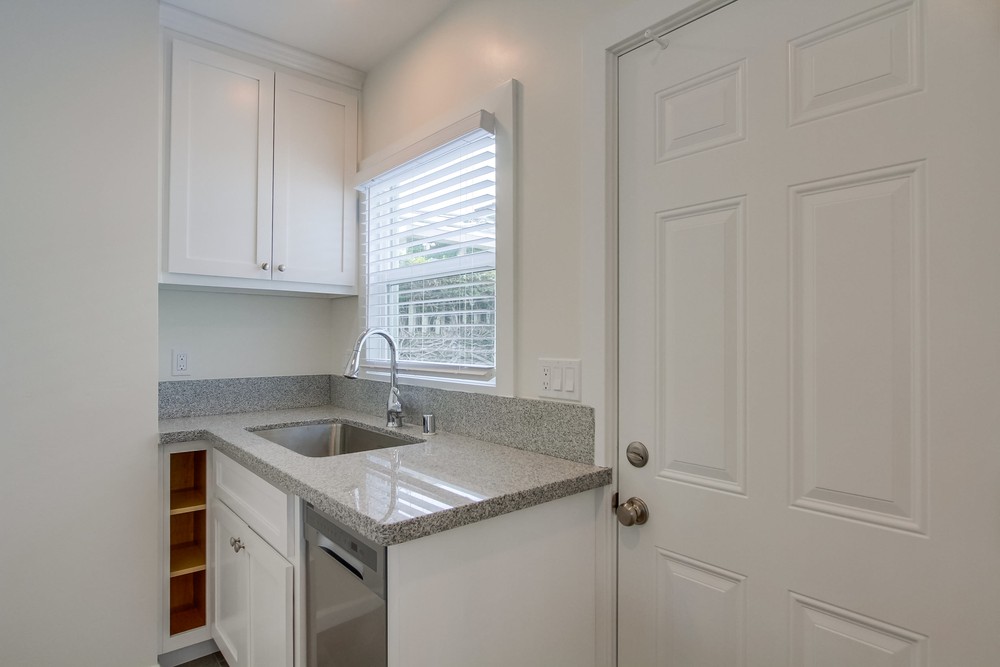 Virtual tour photo 21 of 43 for 4062-4072 30th St