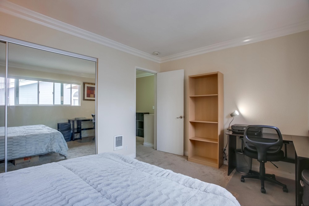 Virtual tour photo 32 of 37 for 4070 Morrell St
