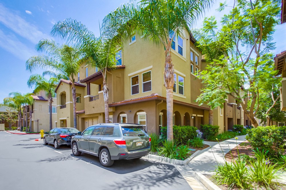 Virtual tour photo 1 of 55 for 4072 Sandton Ln