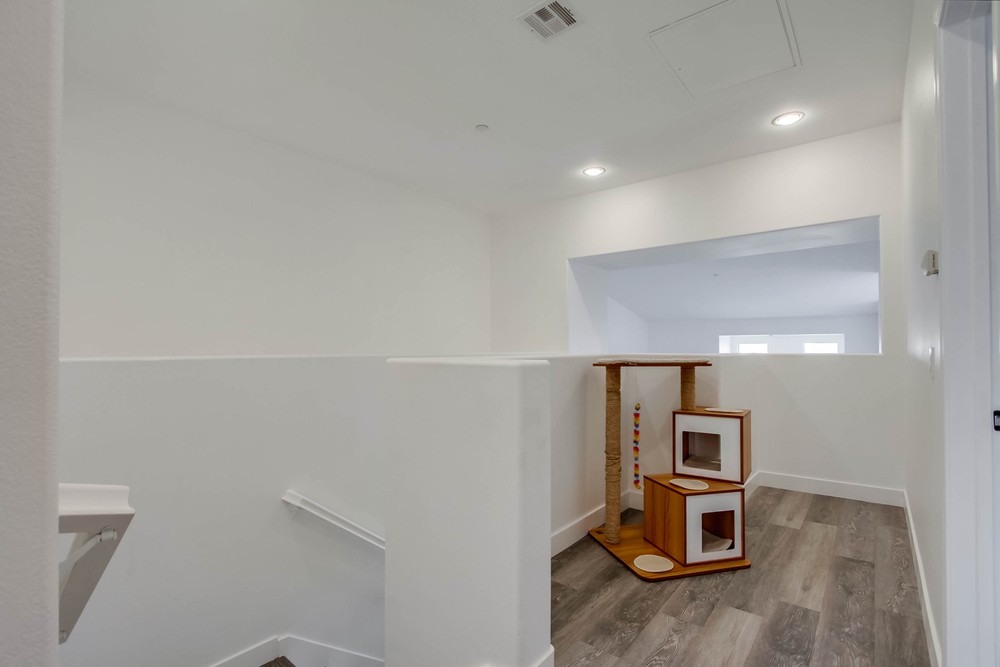 Virtual tour photo 26 of 55 for 4072 Sandton Ln