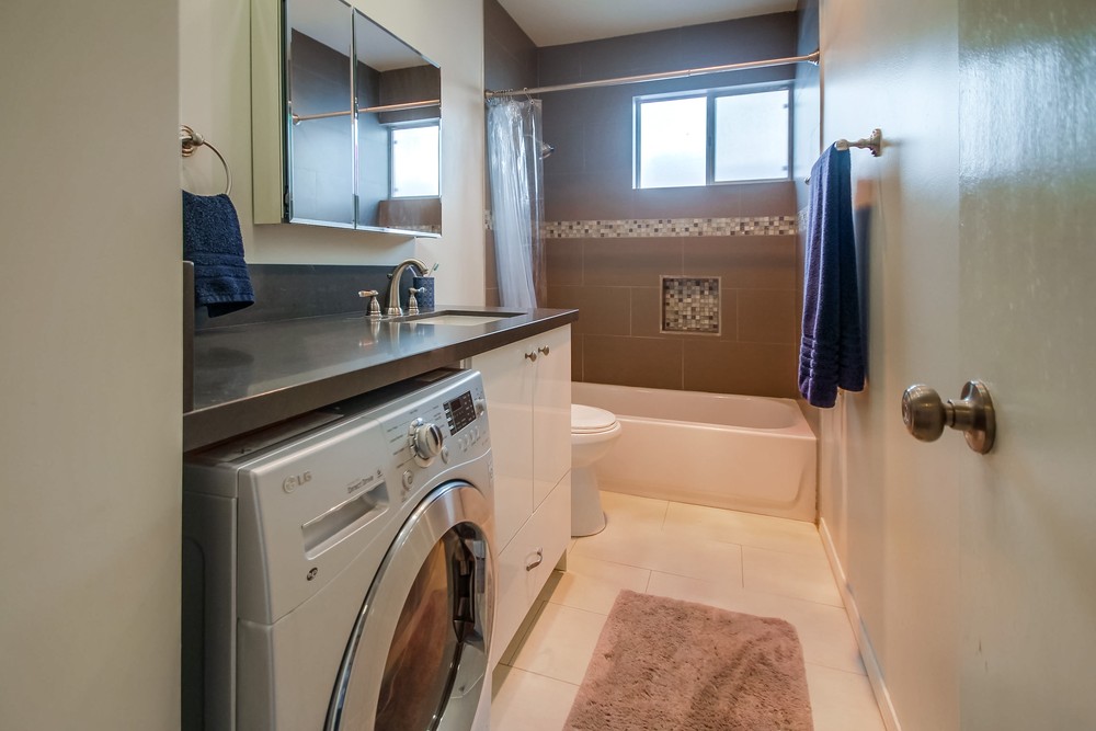 Virtual tour photo 37 of 40 for 4076 Illinois St