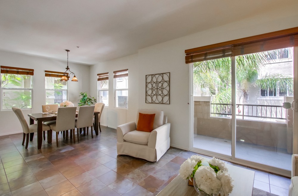 Virtual tour photo 9 of 47 for 4076 Sandton Ln