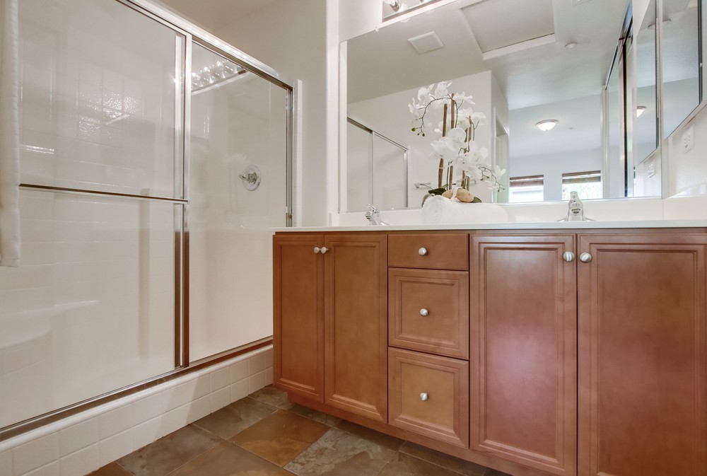 Virtual tour photo 25 of 47 for 4076 Sandton Ln