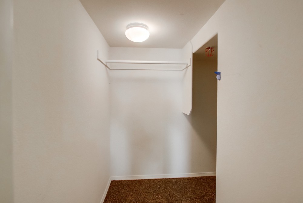 Virtual tour photo 38 of 47 for 4076 Sandton Ln
