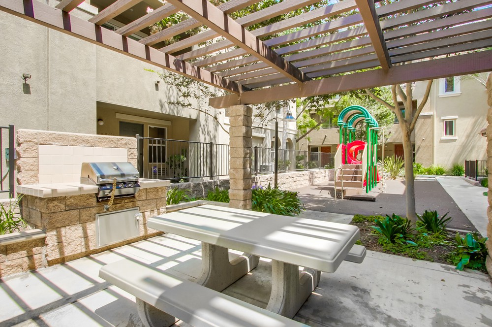Virtual tour photo 46 of 47 for 4076 Sandton Ln