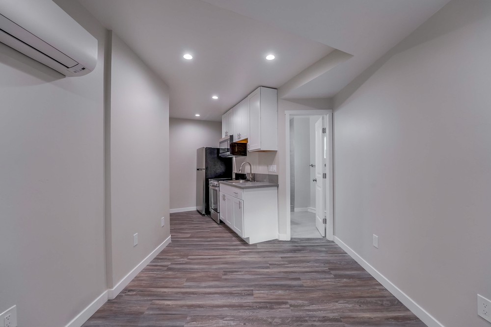 Virtual tour photo 9 of 38 for 4077 48th St