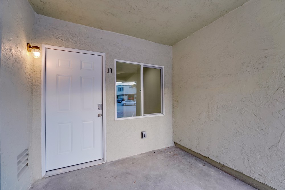 Virtual tour photo 19 of 38 for 4077 48th St