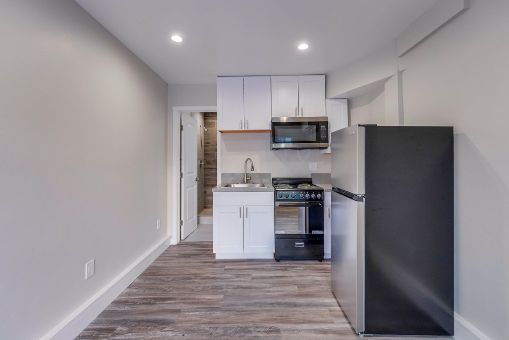 Virtual tour photo 23 of 38 for 4077 48th St