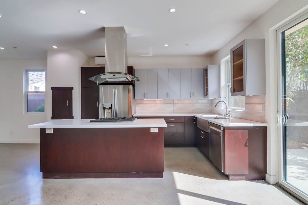 Virtual tour photo 10 of 58 for 4078 Arizona St