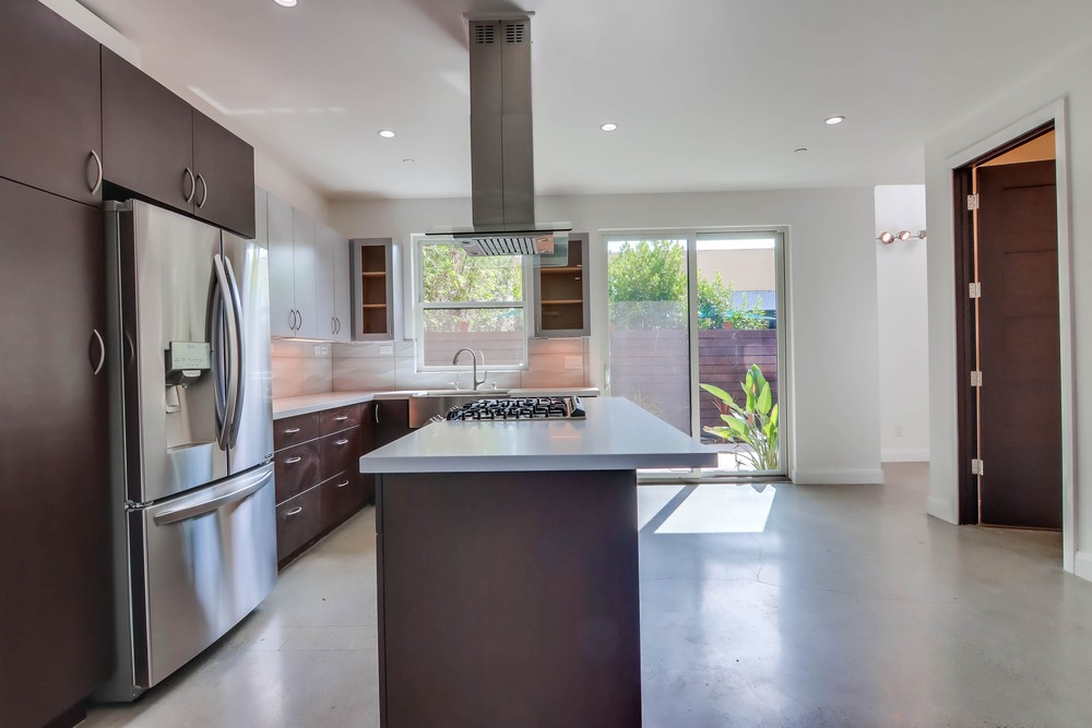 Virtual tour photo 14 of 58 for 4078 Arizona St