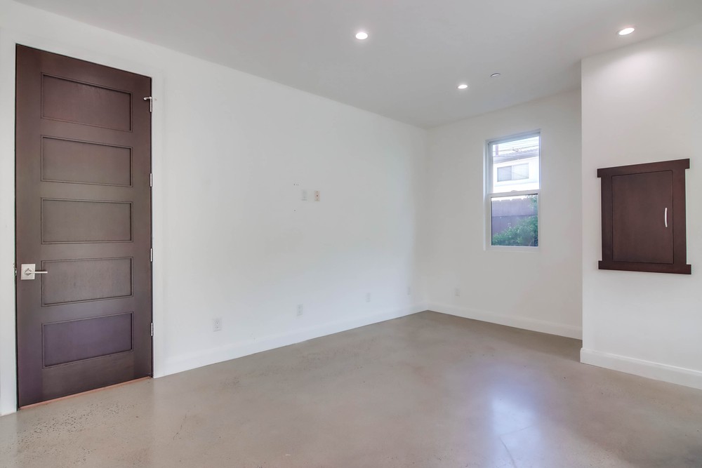 Virtual tour photo 17 of 58 for 4078 Arizona St
