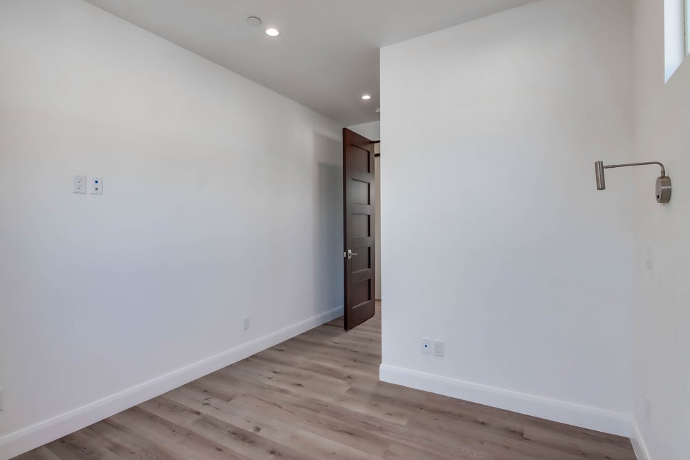 Virtual tour photo 33 of 58 for 4078 Arizona St