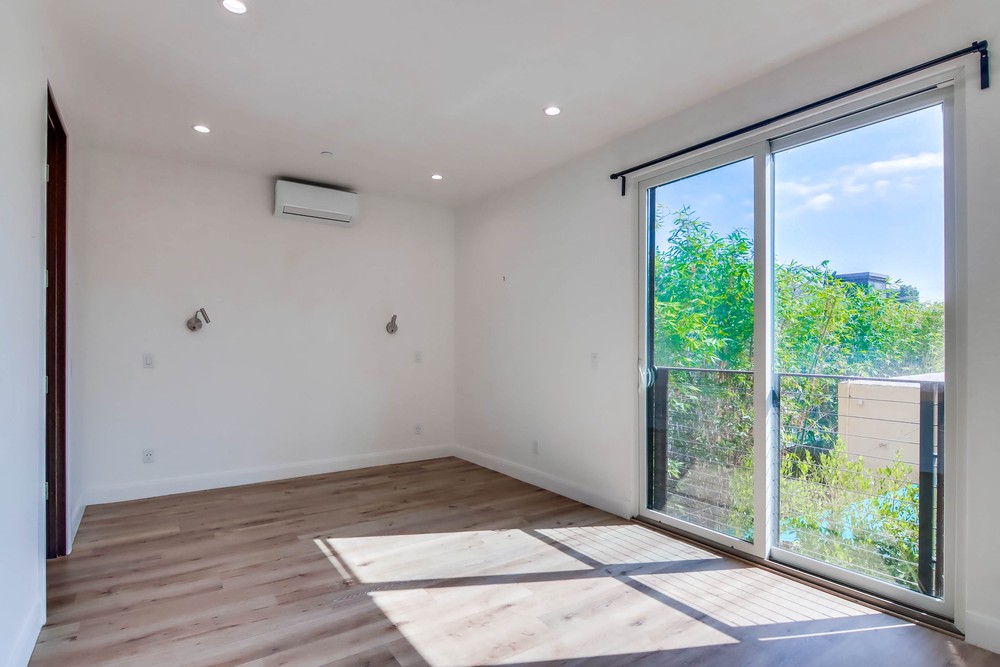 Virtual tour photo 36 of 58 for 4078 Arizona St
