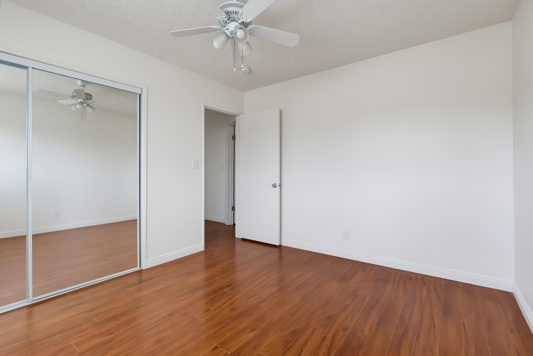 Virtual tour photo 25 of 31 for 408 N Electric Ave