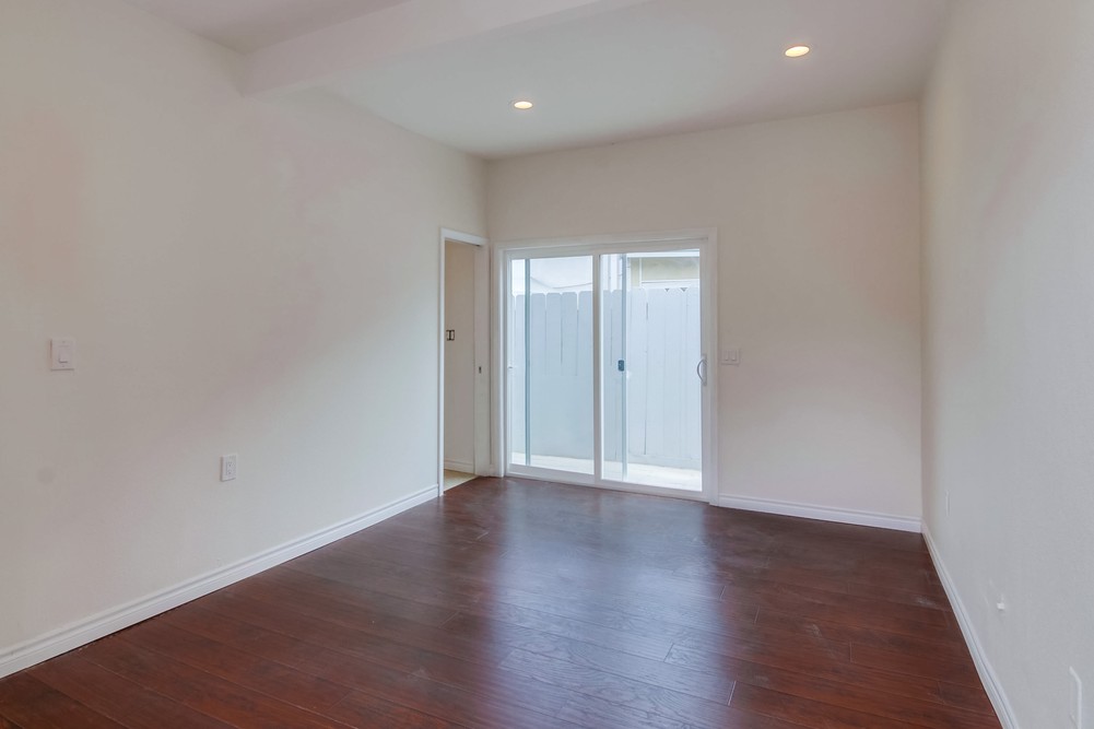 Virtual tour photo 17 of 29 for 408 S 33rd St