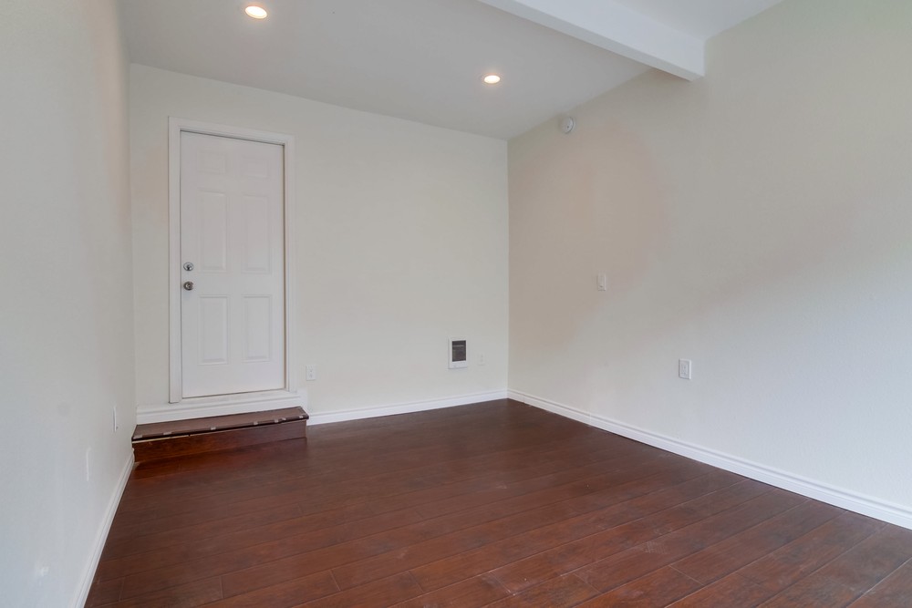 Virtual tour photo 18 of 29 for 408 S 33rd St