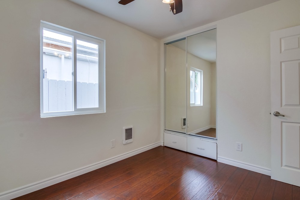Virtual tour photo 21 of 29 for 408 S 33rd St