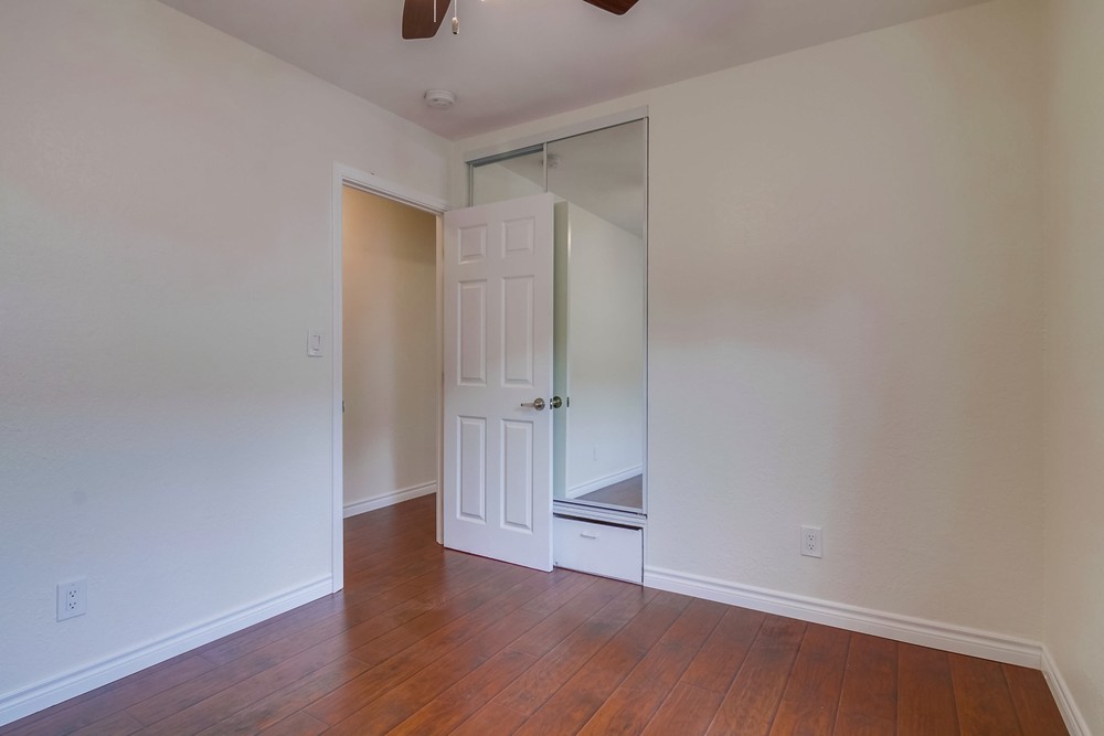 Virtual tour photo 23 of 29 for 408 S 33rd St