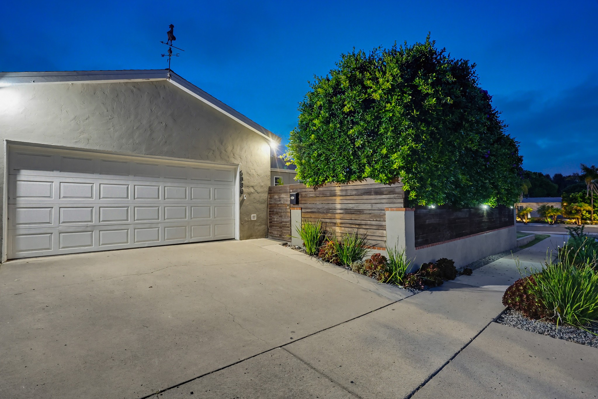 Virtual tour photo 3 of 96 for 4080 Forney Ave