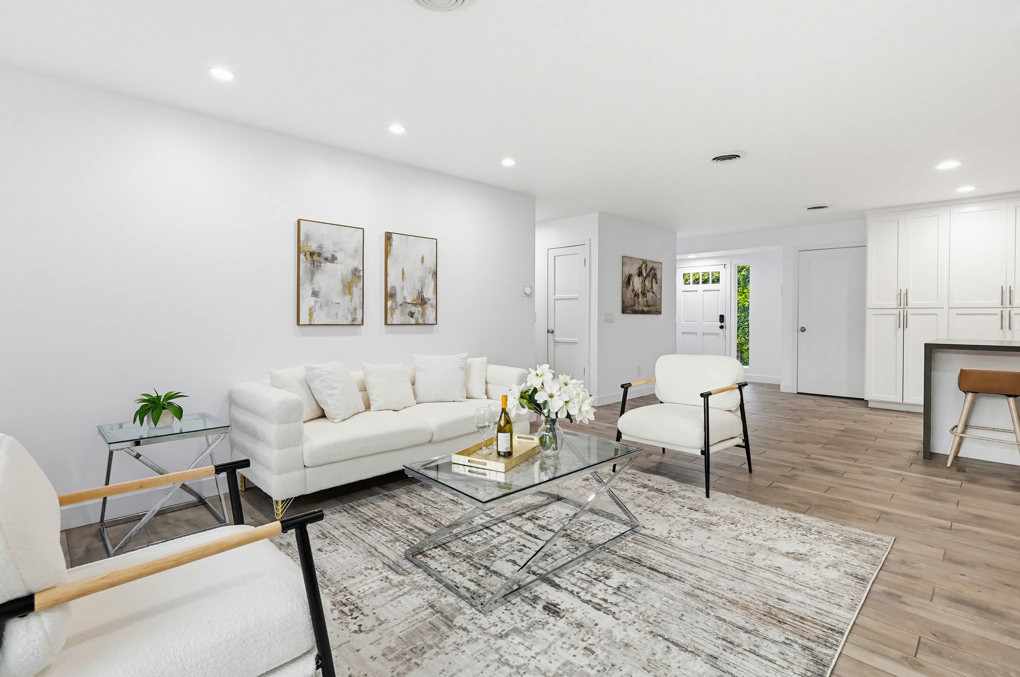 Virtual tour photo 29 of 96 for 4080 Forney Ave