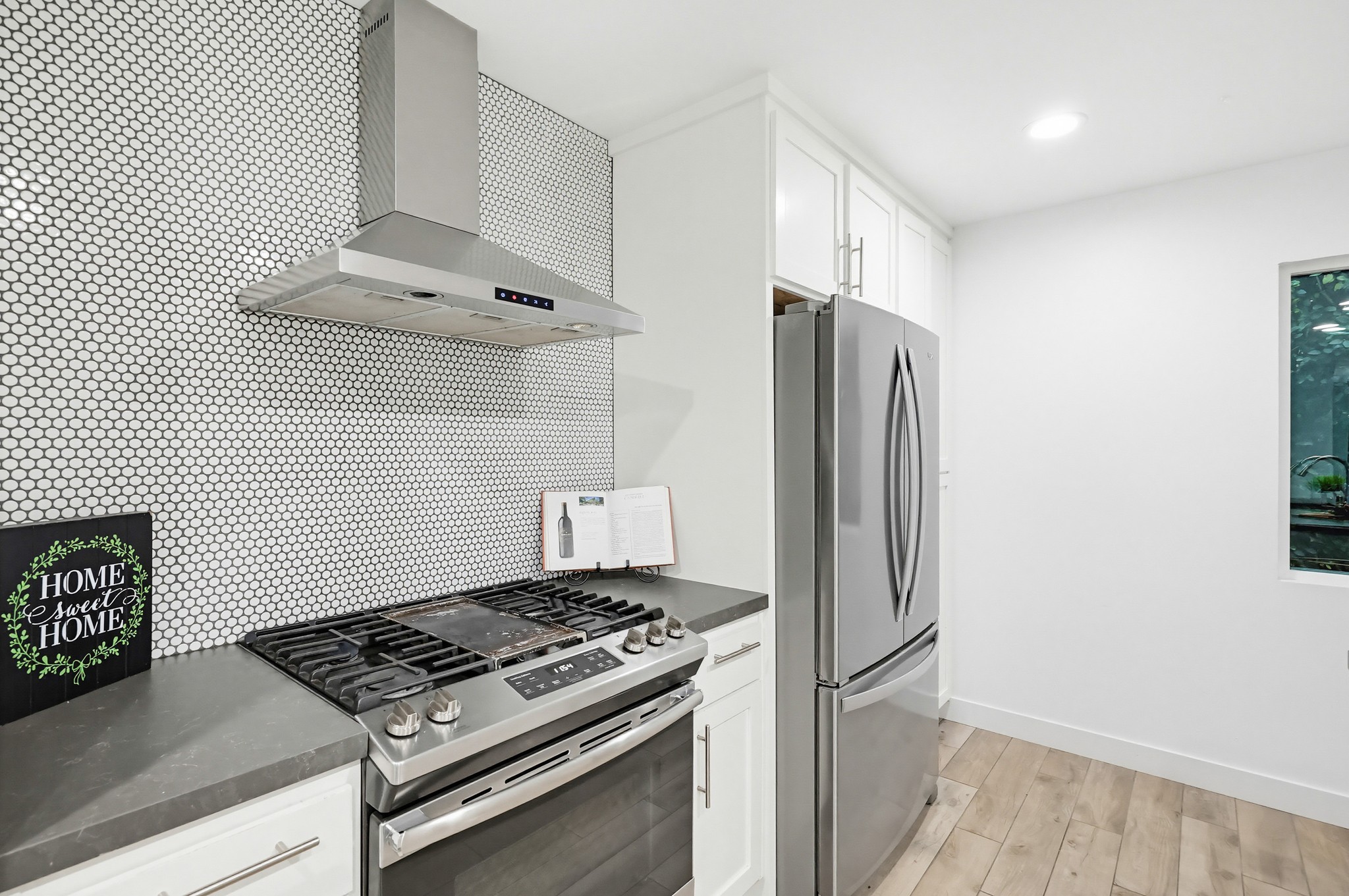 Virtual tour photo 42 of 96 for 4080 Forney Ave
