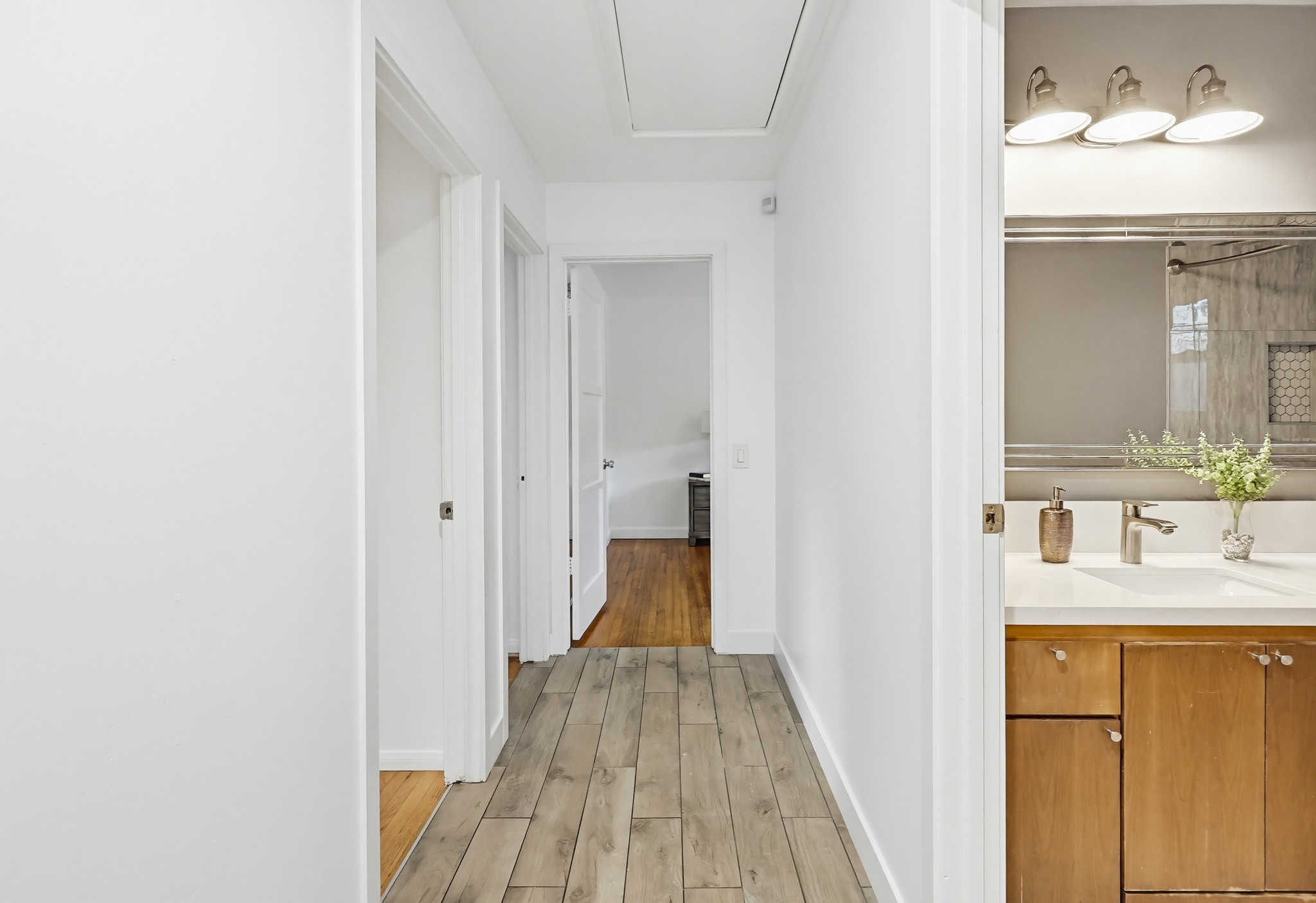Virtual tour photo 50 of 96 for 4080 Forney Ave