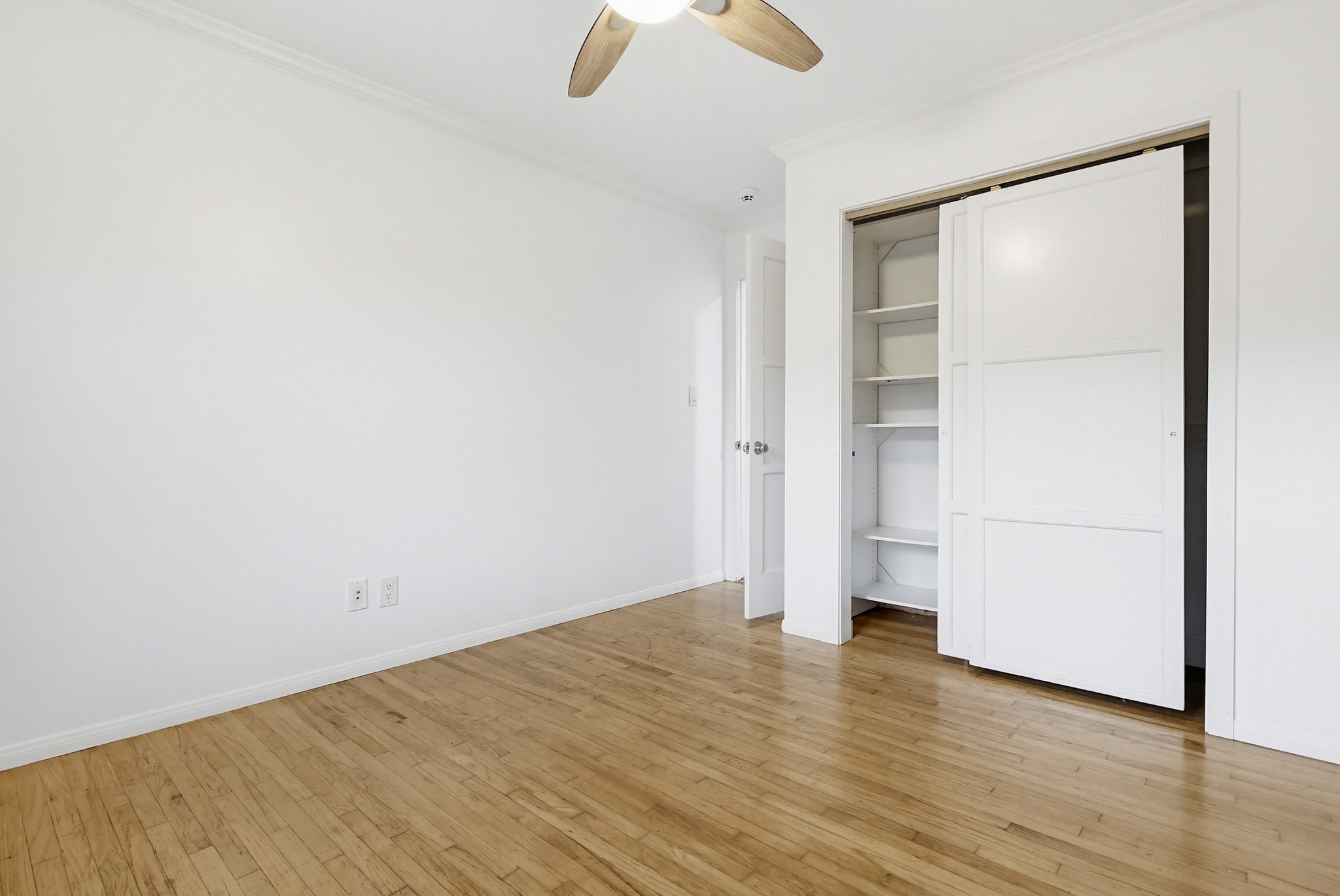 Virtual tour photo 56 of 96 for 4080 Forney Ave