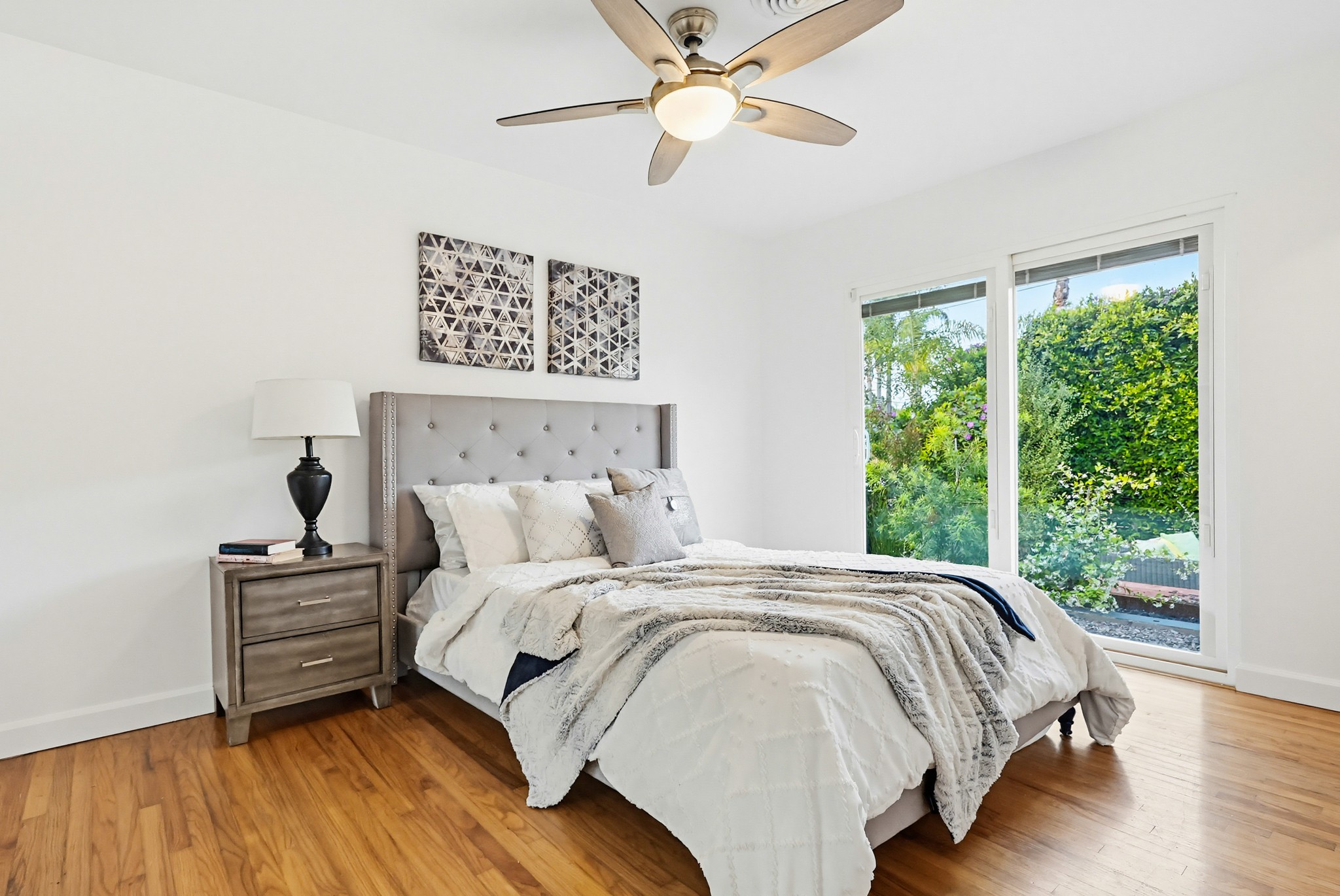 Virtual tour photo 61 of 96 for 4080 Forney Ave