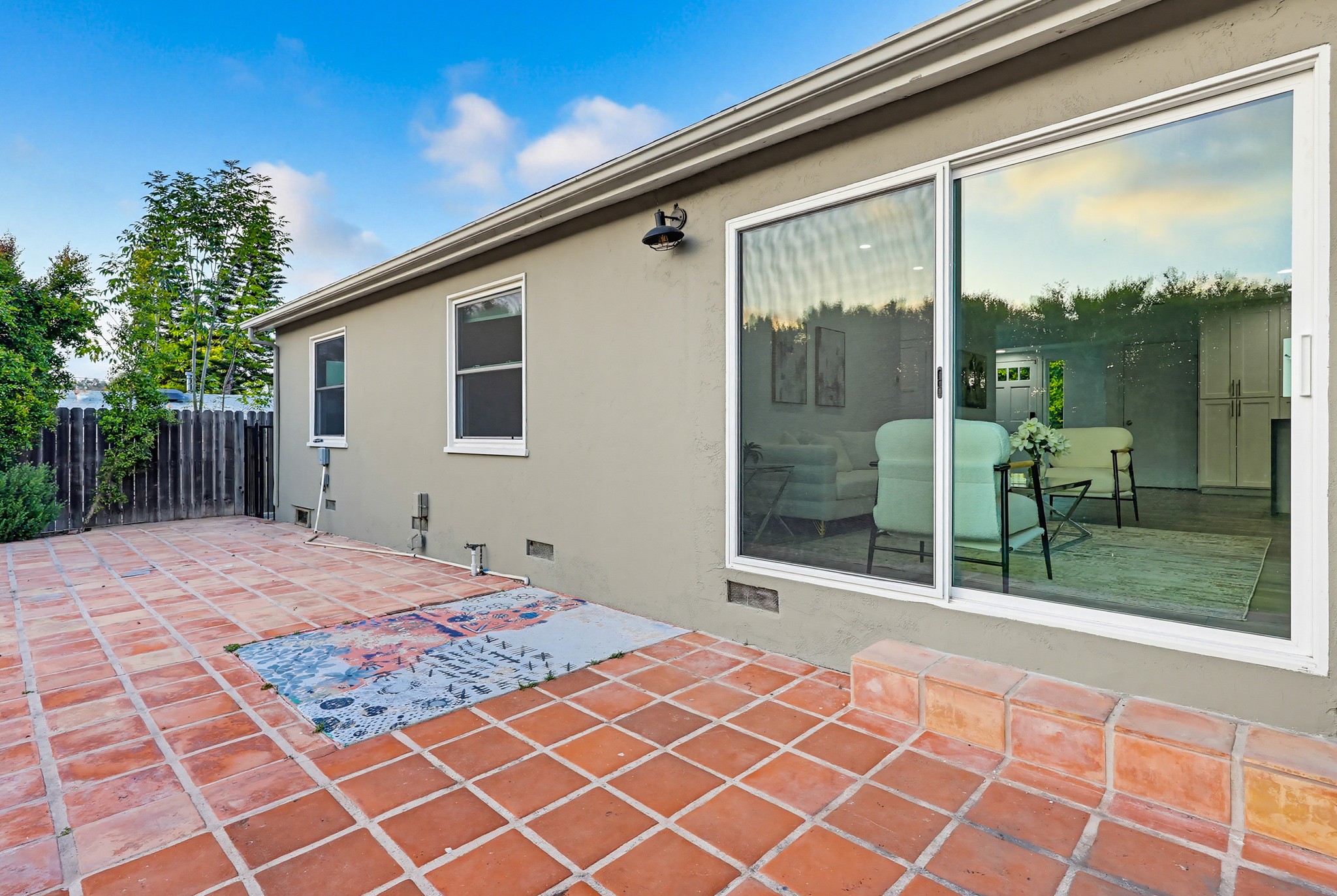 Virtual tour photo 93 of 96 for 4080 Forney Ave