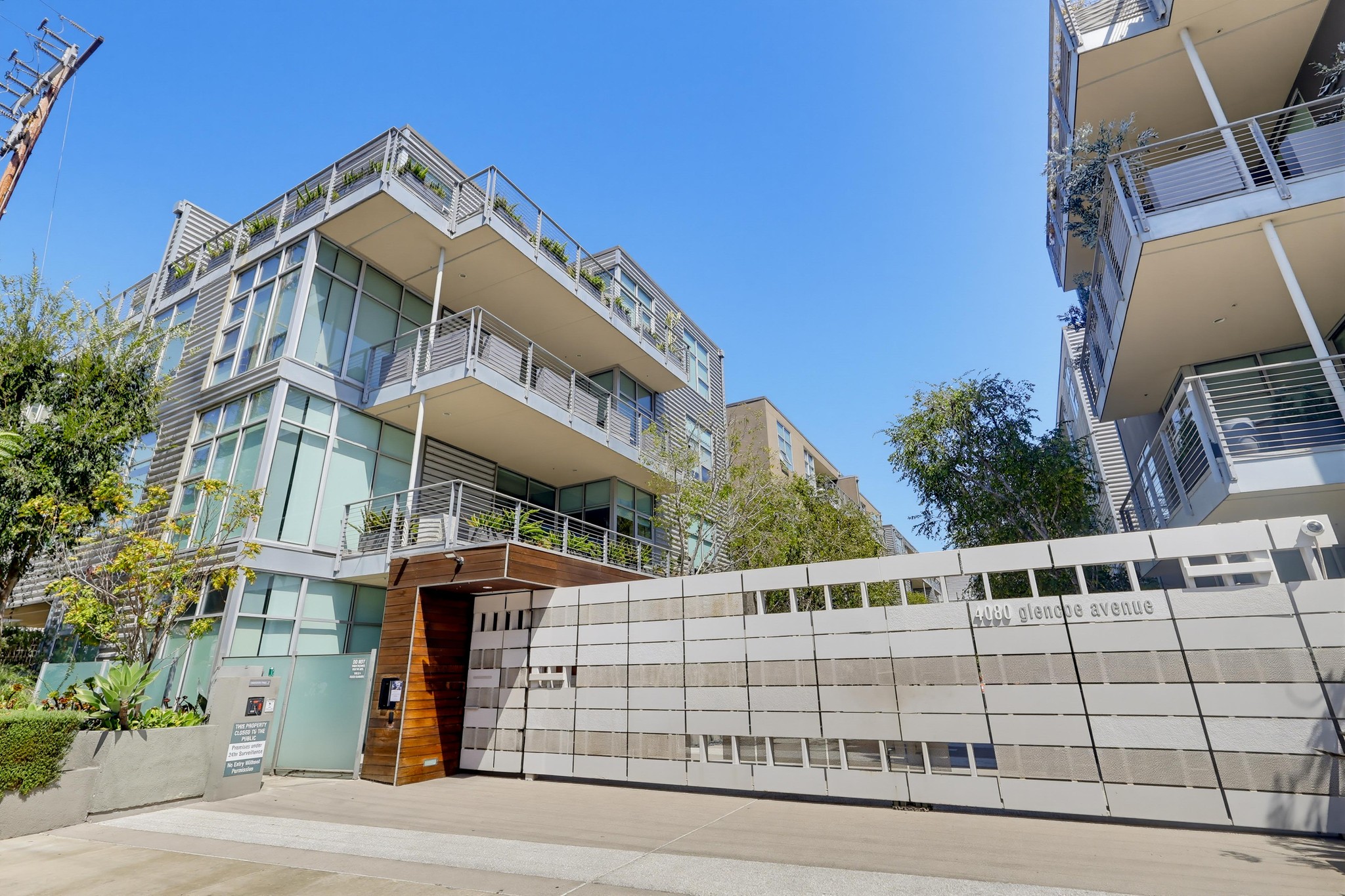 Virtual tour photo 5 of 90 for 4080 Glencoe Ave Unit 408
