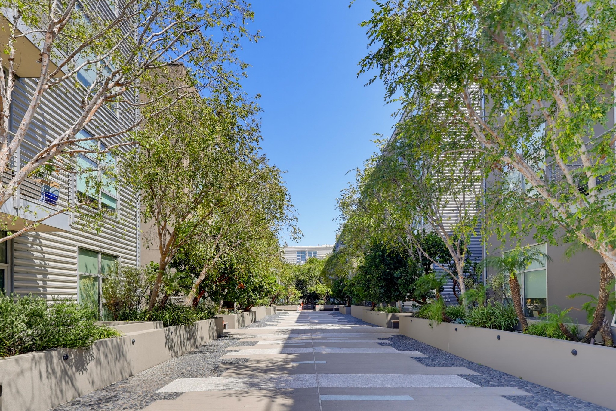 Virtual tour photo 9 of 90 for 4080 Glencoe Ave Unit 408