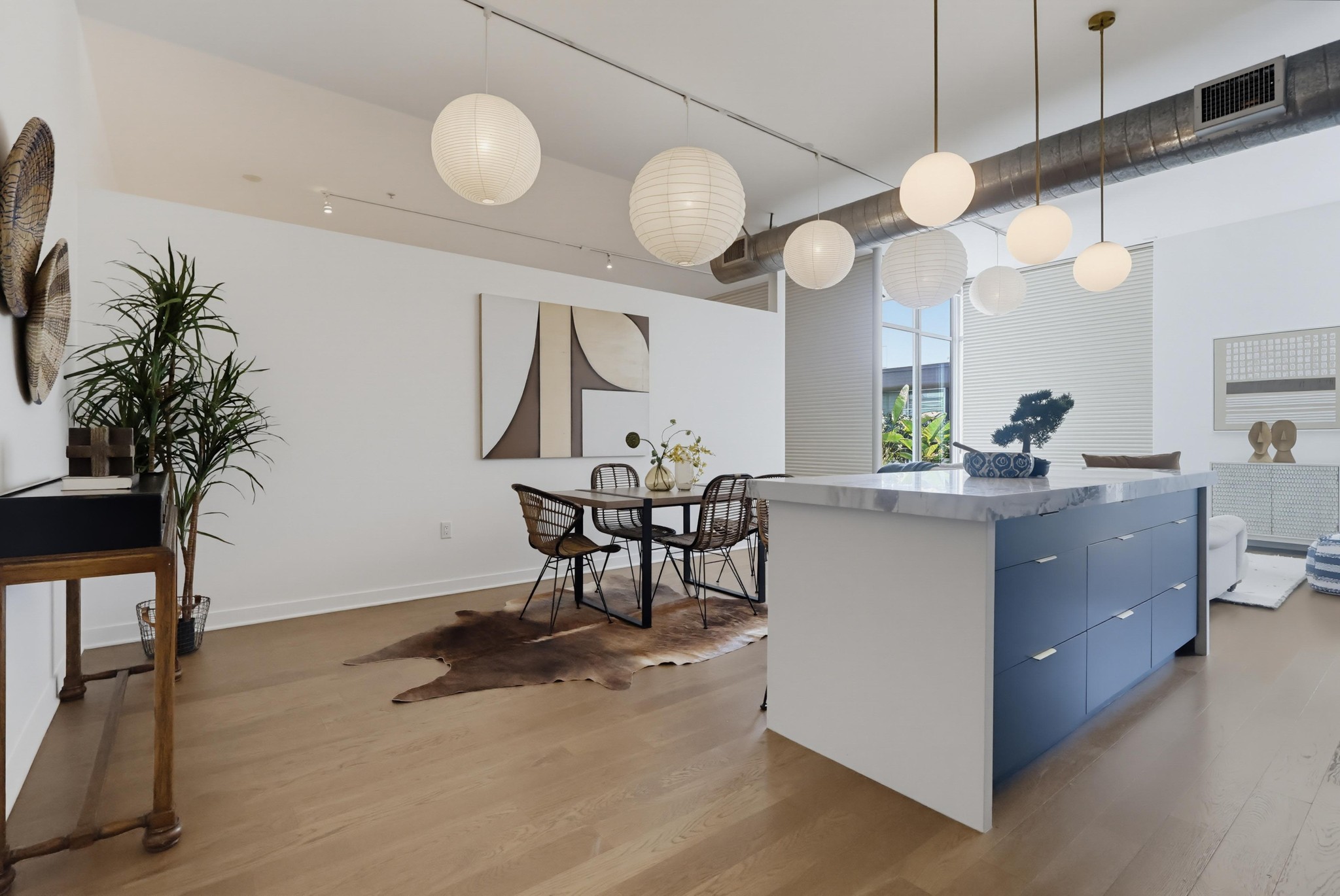 Virtual tour photo 17 of 90 for 4080 Glencoe Ave Unit 408