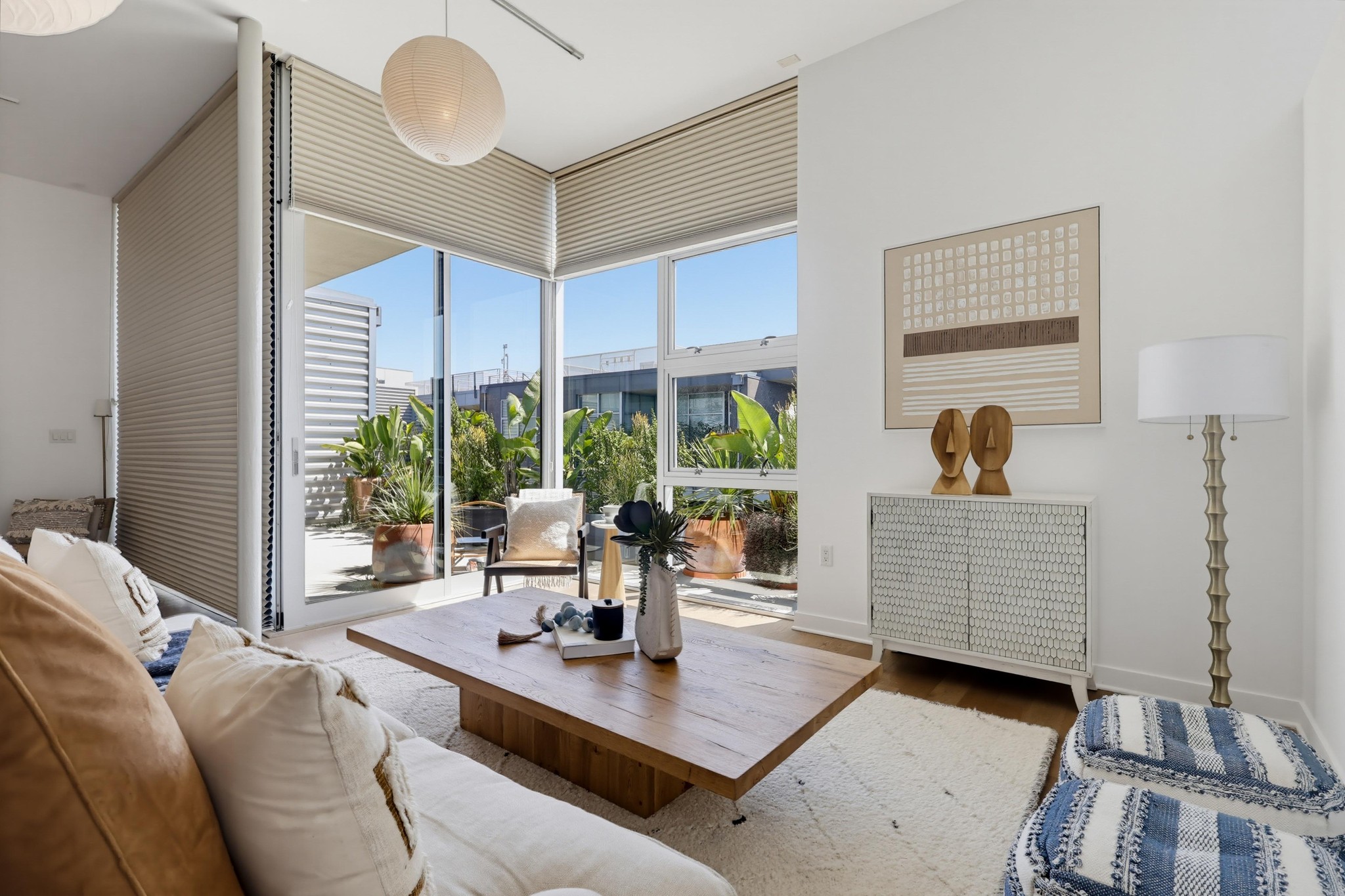 Virtual tour photo 40 of 90 for 4080 Glencoe Ave Unit 408