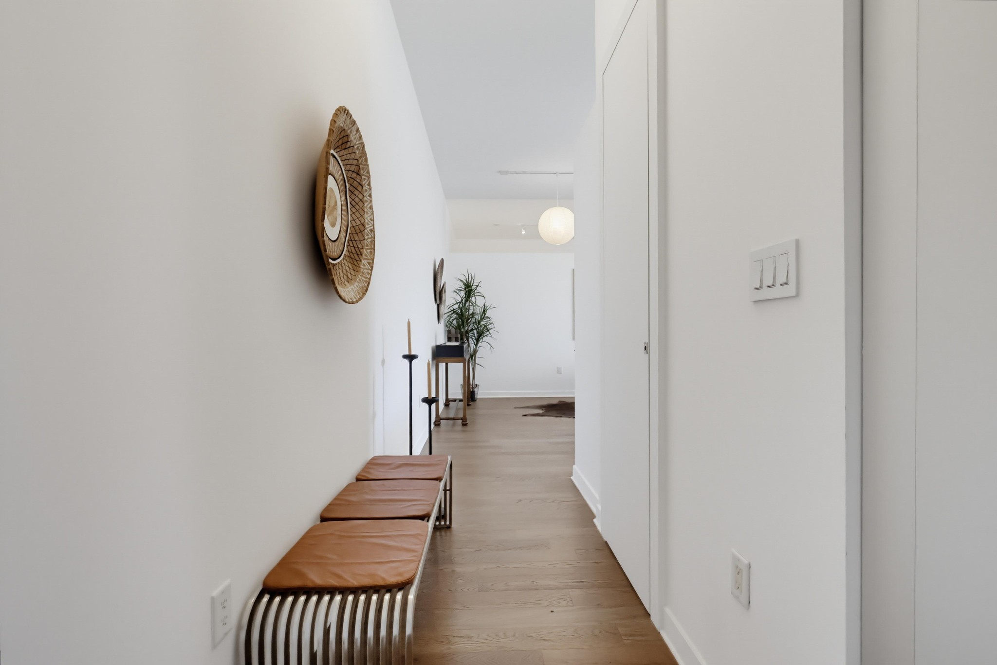 Virtual tour photo 51 of 90 for 4080 Glencoe Ave Unit 408
